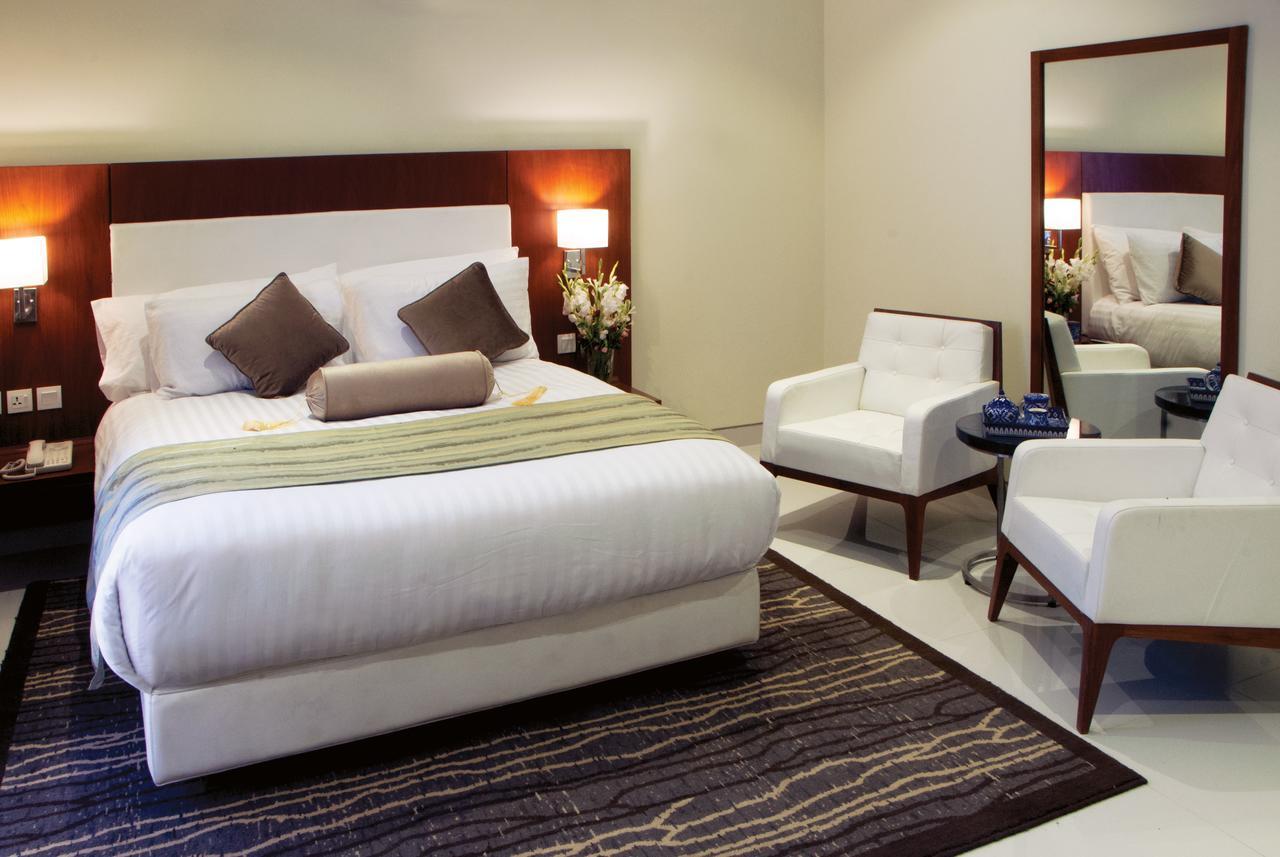อวารี เอ็กซ์เพรส บูทิก เรสซิเดนซ์ - มุลตาน Hotel ภายนอก รูปภาพ